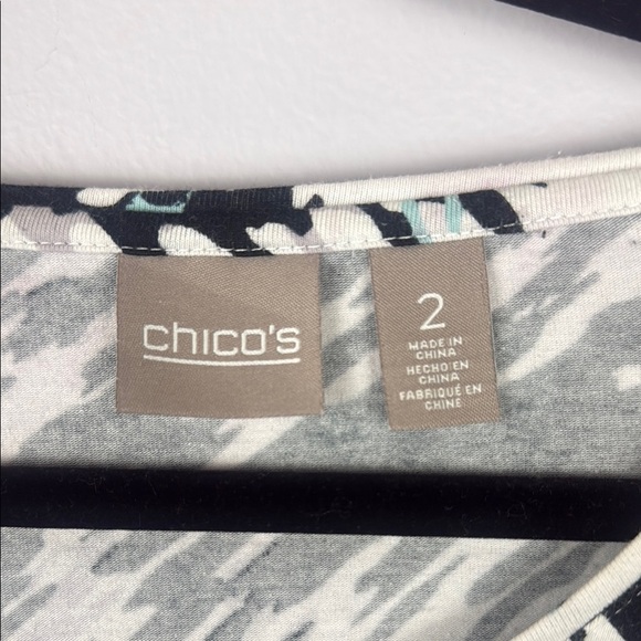 Chico's Cotton Blend Black and White Graphic 3/4 Sleeve Blouse Size 2 - Picture 3 of 9